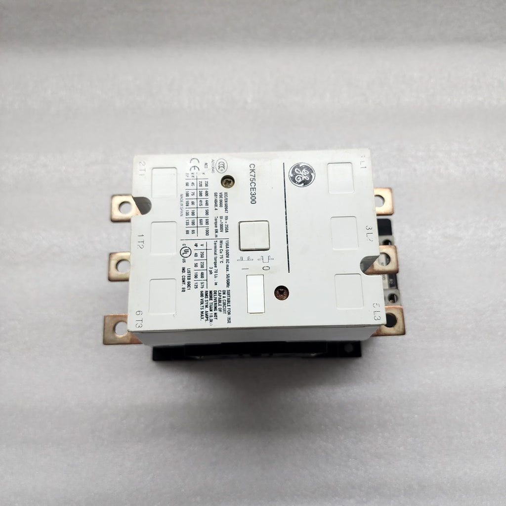 GE CK75CE300 3-POLE CONTACTOR 250A COIL VOLTAGE 24VDC