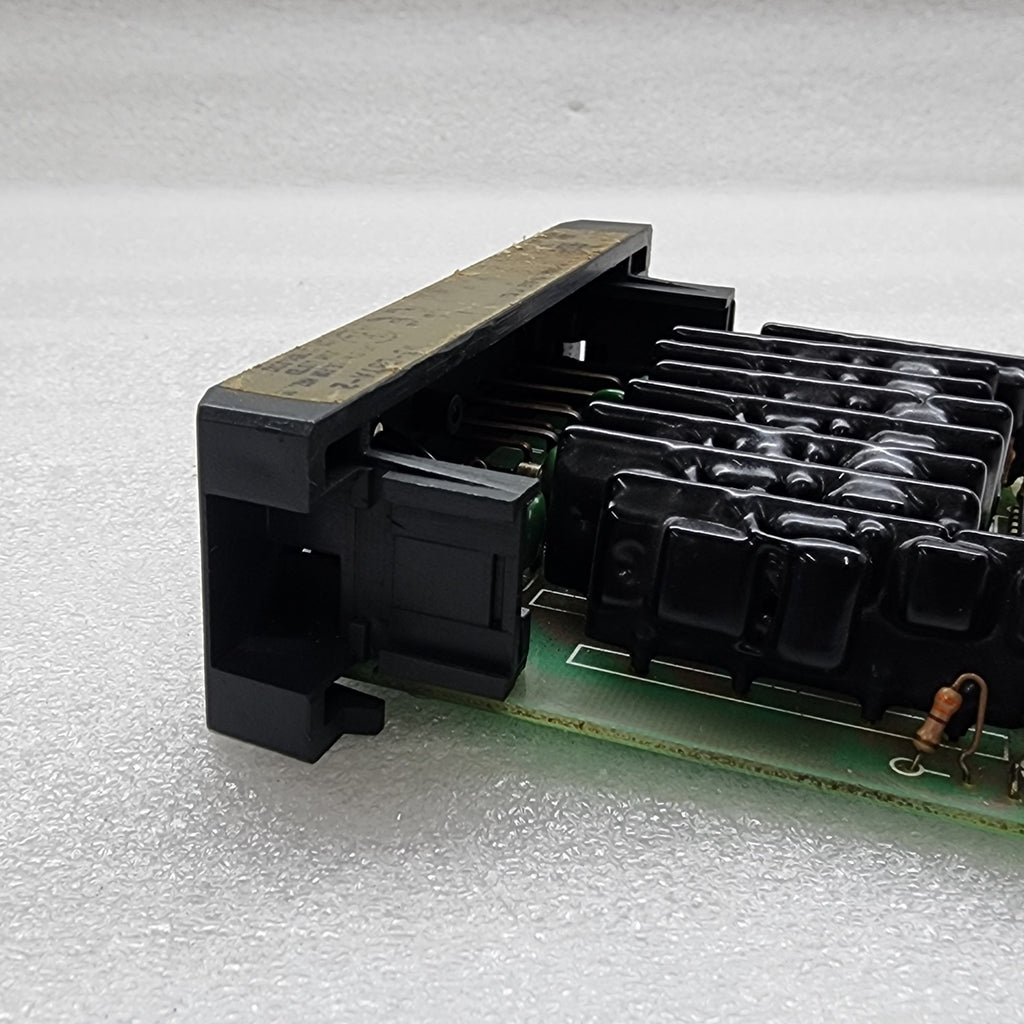 PLC DIRECT D3-08TA-2 DISCRETE OUTPUT MODULE