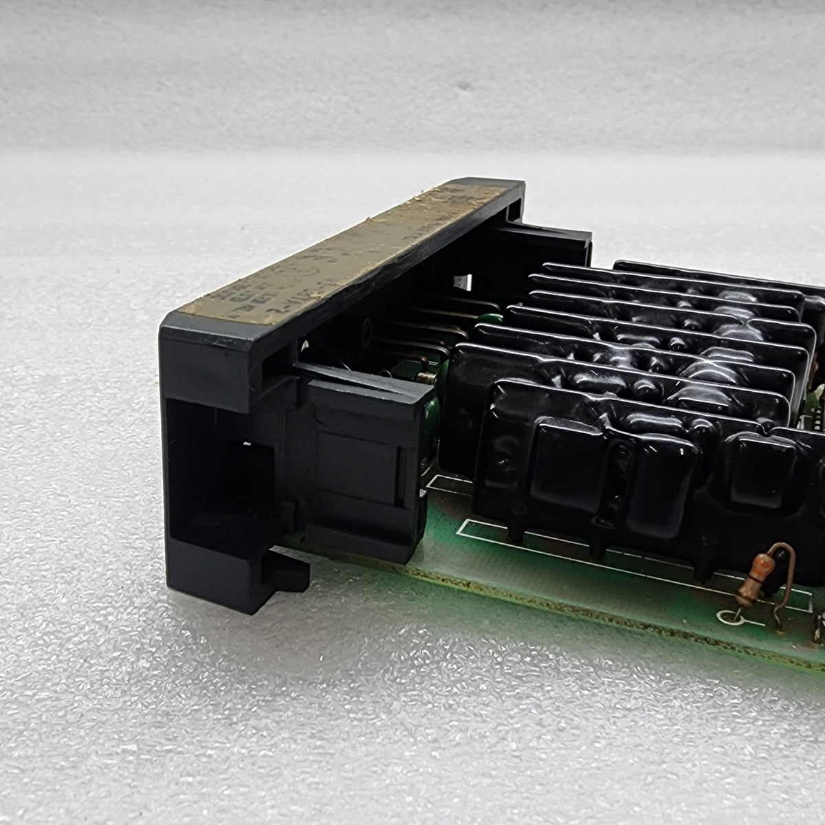 PLC DIRECT D3-08TA-2 DISCRETE OUTPUT MODULE