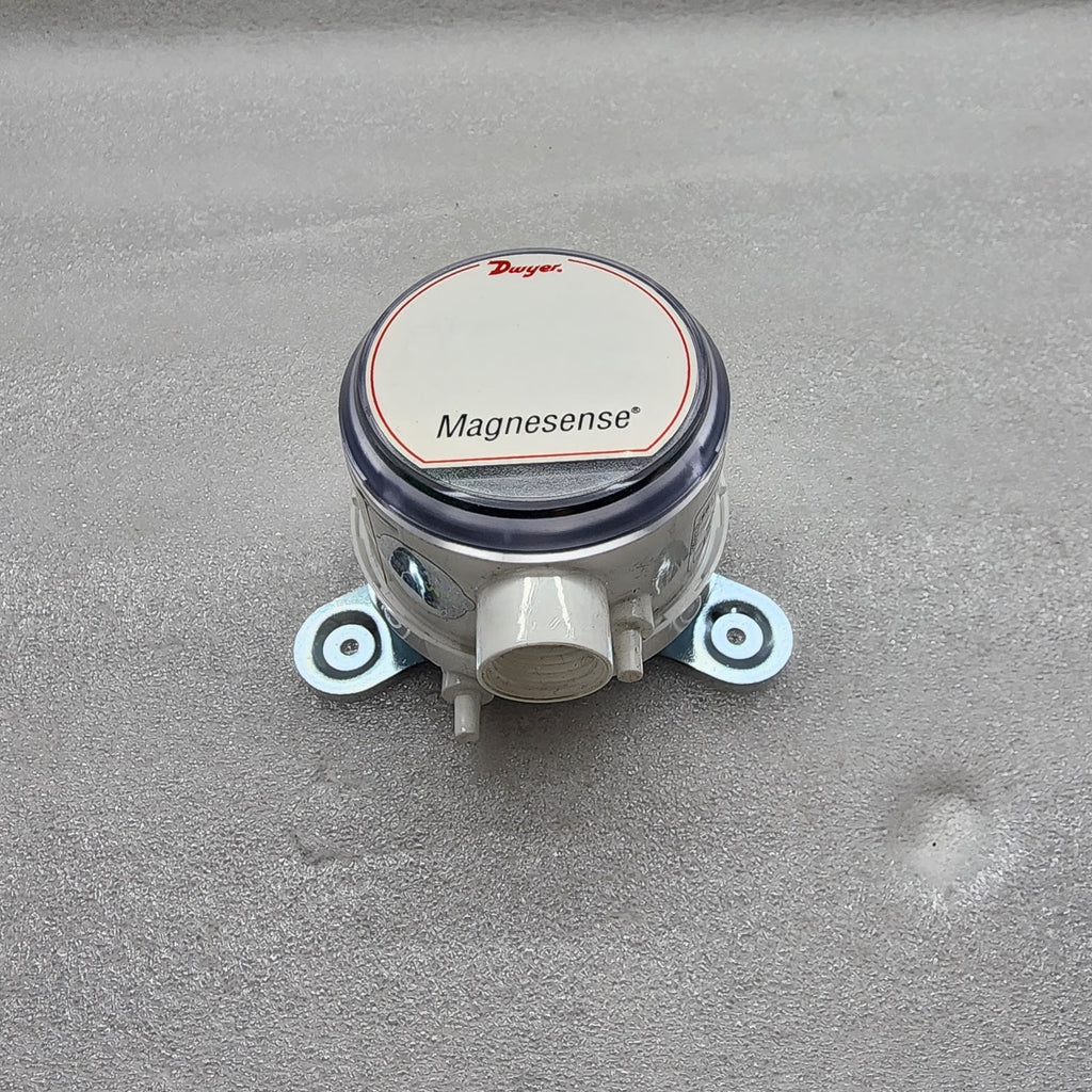DWYER MS-321 PRESSURE TRANSMITTER 24VDC/AC