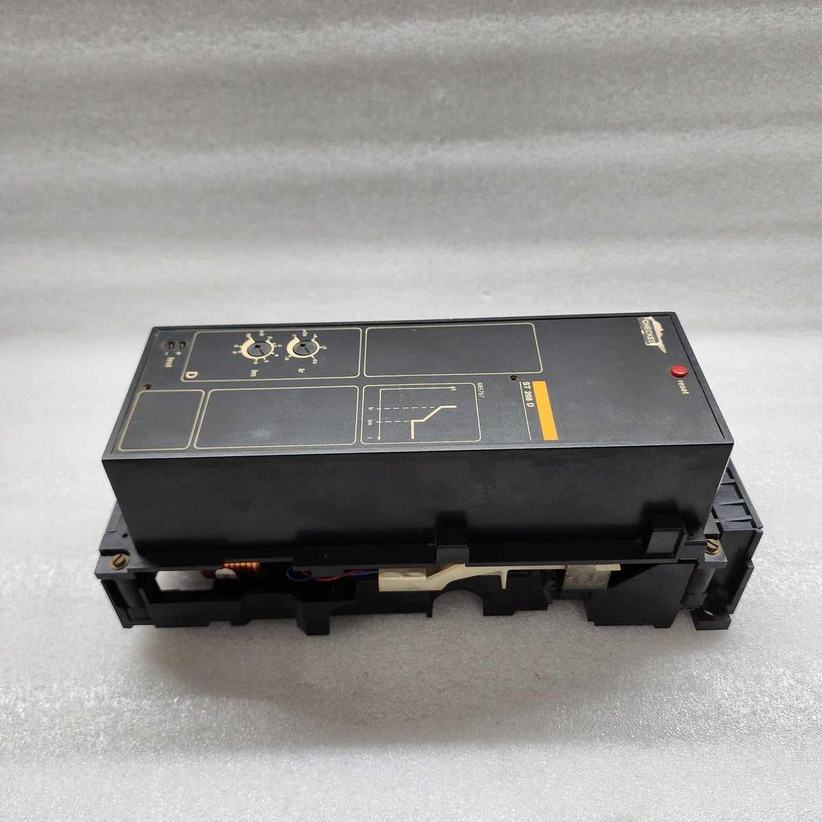 MERLIN GERIN ST208D MASTERPACT FOR TRIP CONTROL UNIT