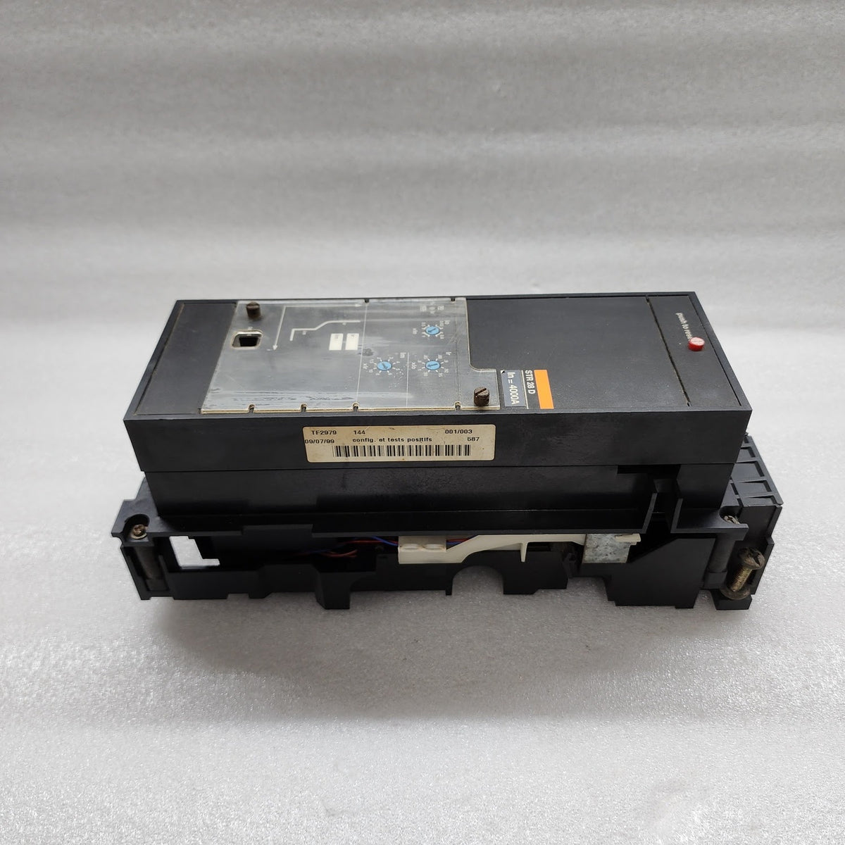 MERLIN GERIN STR28D MASTER PACT FOR TRIP CONTROL UNIT 4000A