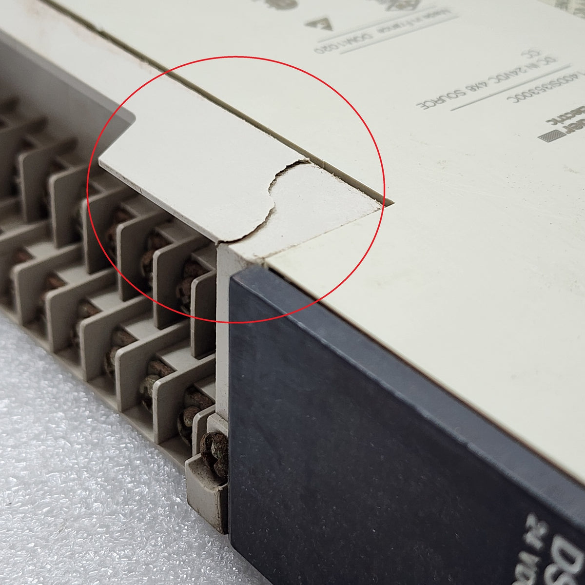 140DSI35300 DISCRETE INPUT MODULE