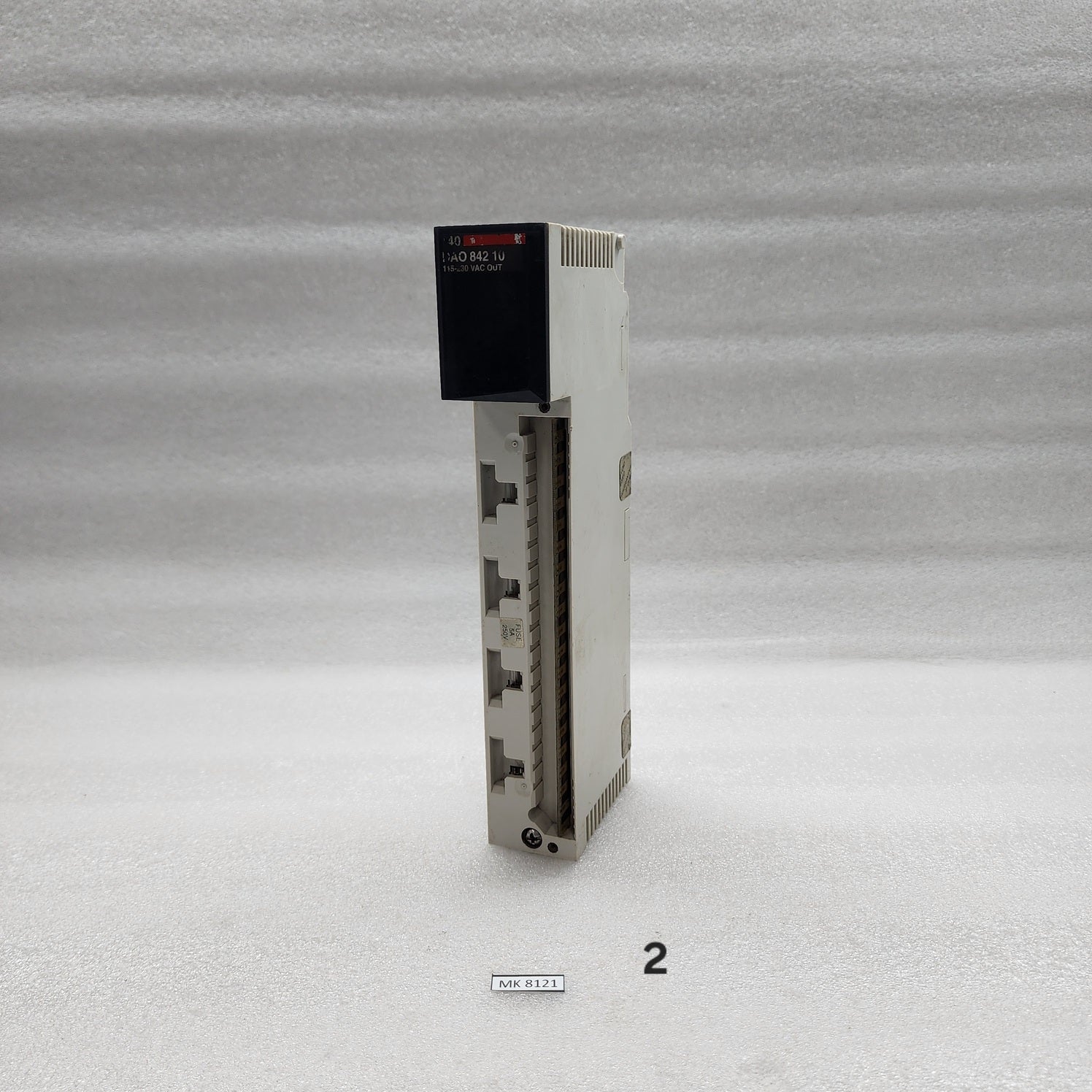 140DAO84210 DISCRETE OUTPUT MODULE