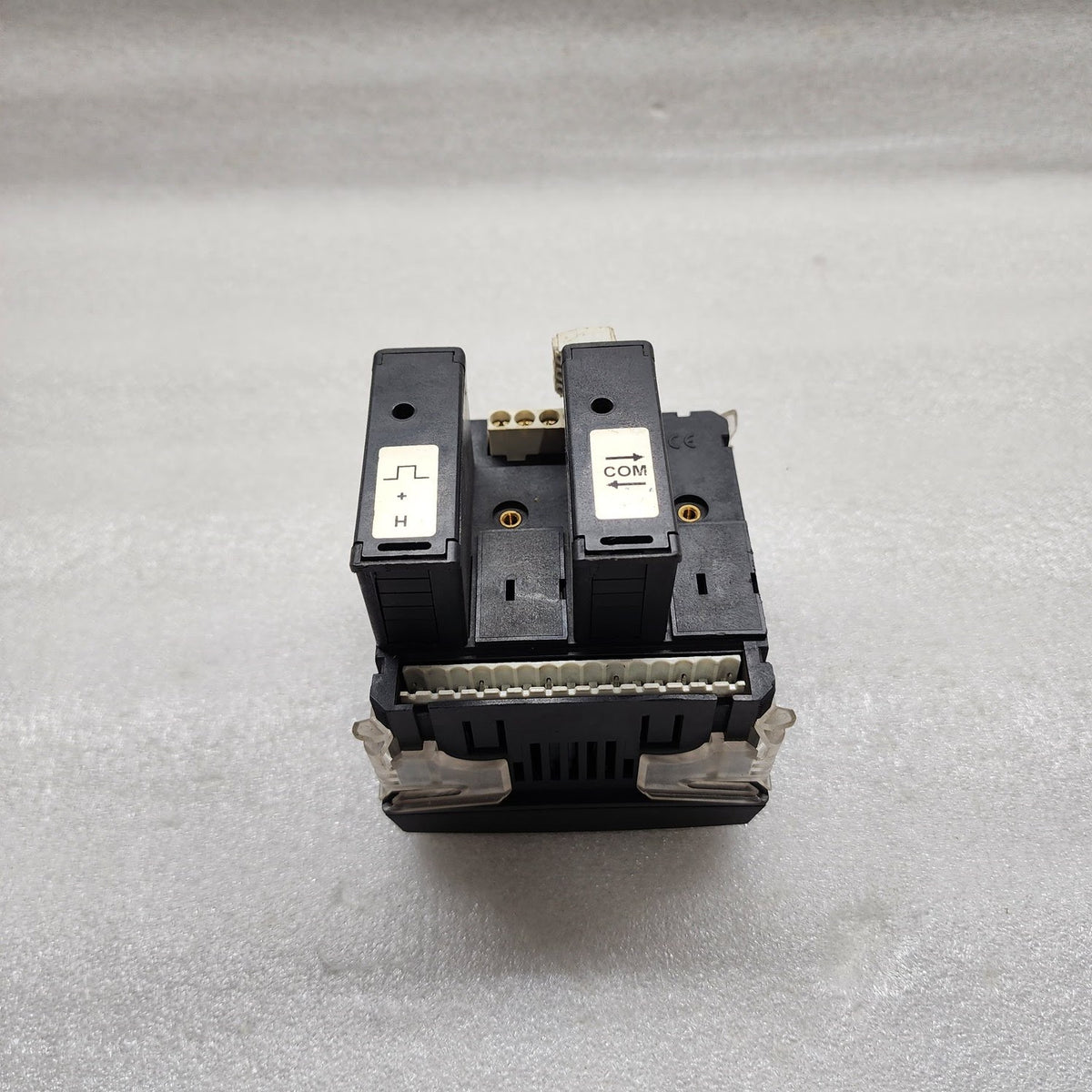 SOCOMEC DIRIS AP MULTIFUNCTION METER 48250000 110-400VAC/120-350VDC