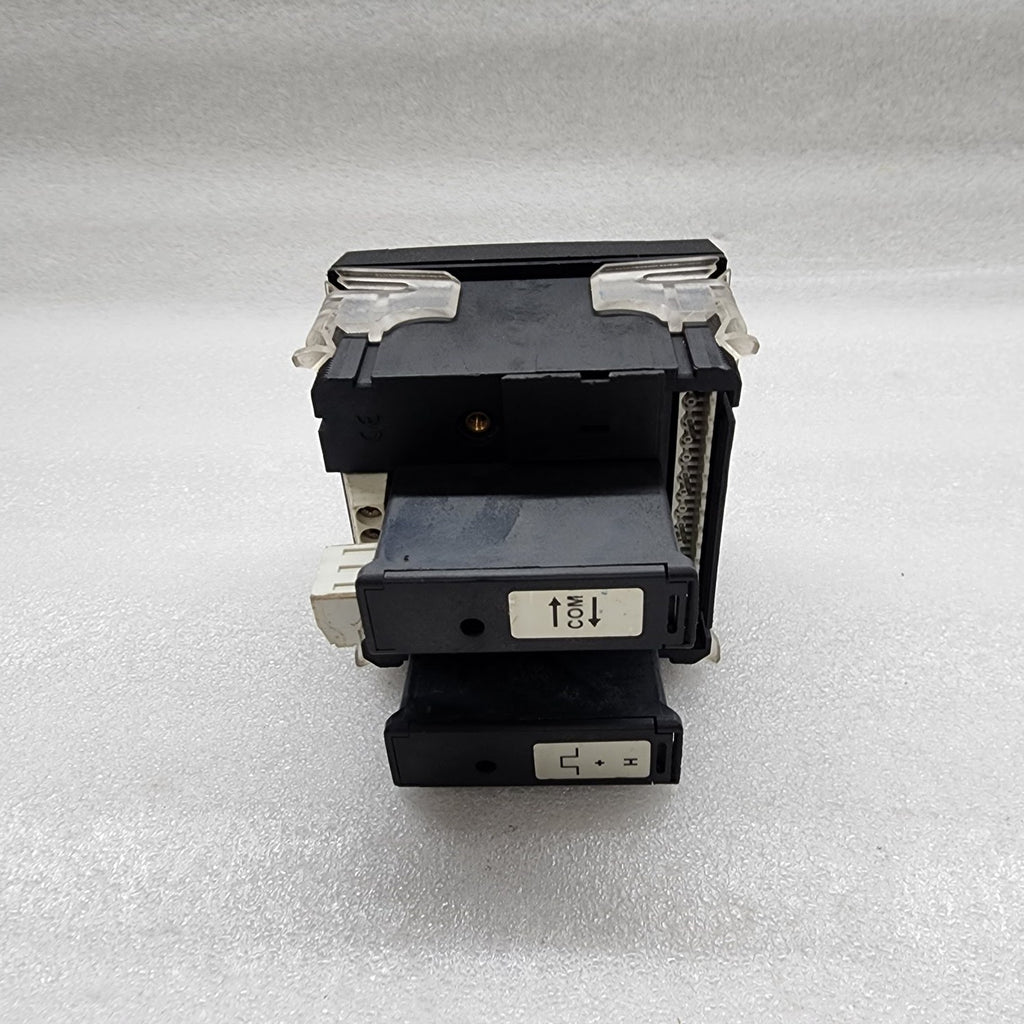 SOCOMEC DIRIS AP MULTIFUNCTION METER 48250000 110-400VAC/120-350VDC