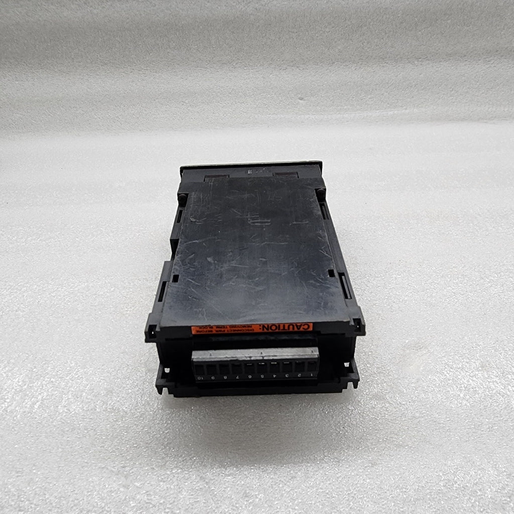 RED LION CONTROLS APLT DIGITAL COUNTER 115VAC