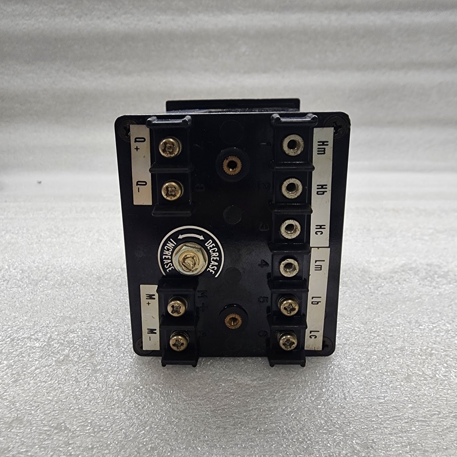 KURAMOTO INSTRUMENT KUWANO RLM-80 RPM METER 24VDC