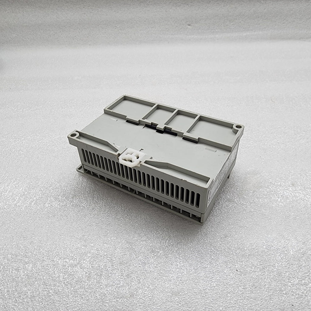 ALLEN BRADLEY CAT 1761-L10BXB SER F MICROLOGIX 1000