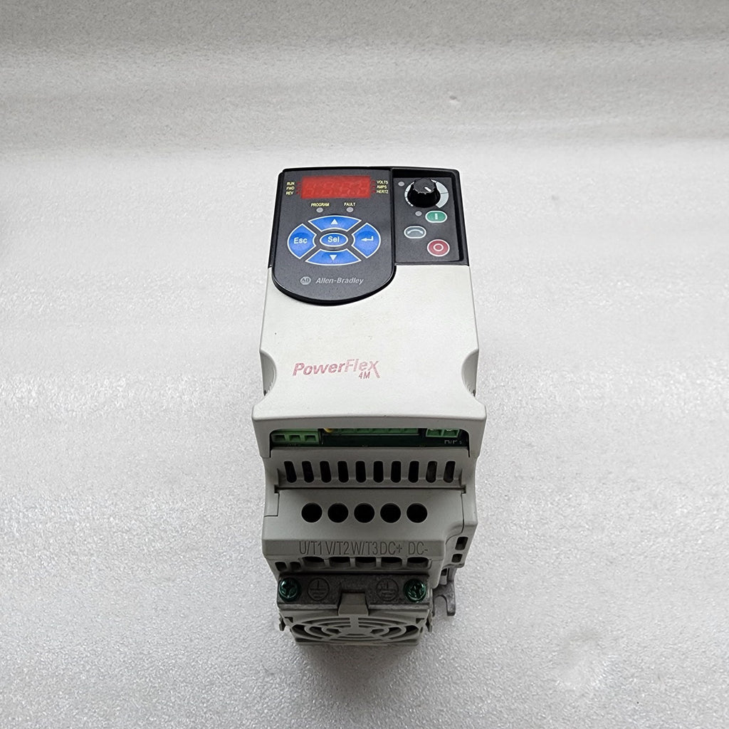 ALLEN BRADLEY CAT 22F-A2P5N103 SER A INVERTER DRIVE 1 PHASE 0.4KW 240V