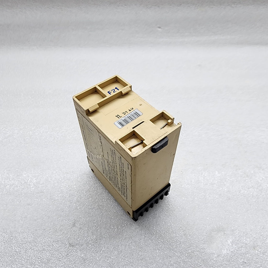 VEGATOR 820 LEVEL SWITCHGEAR