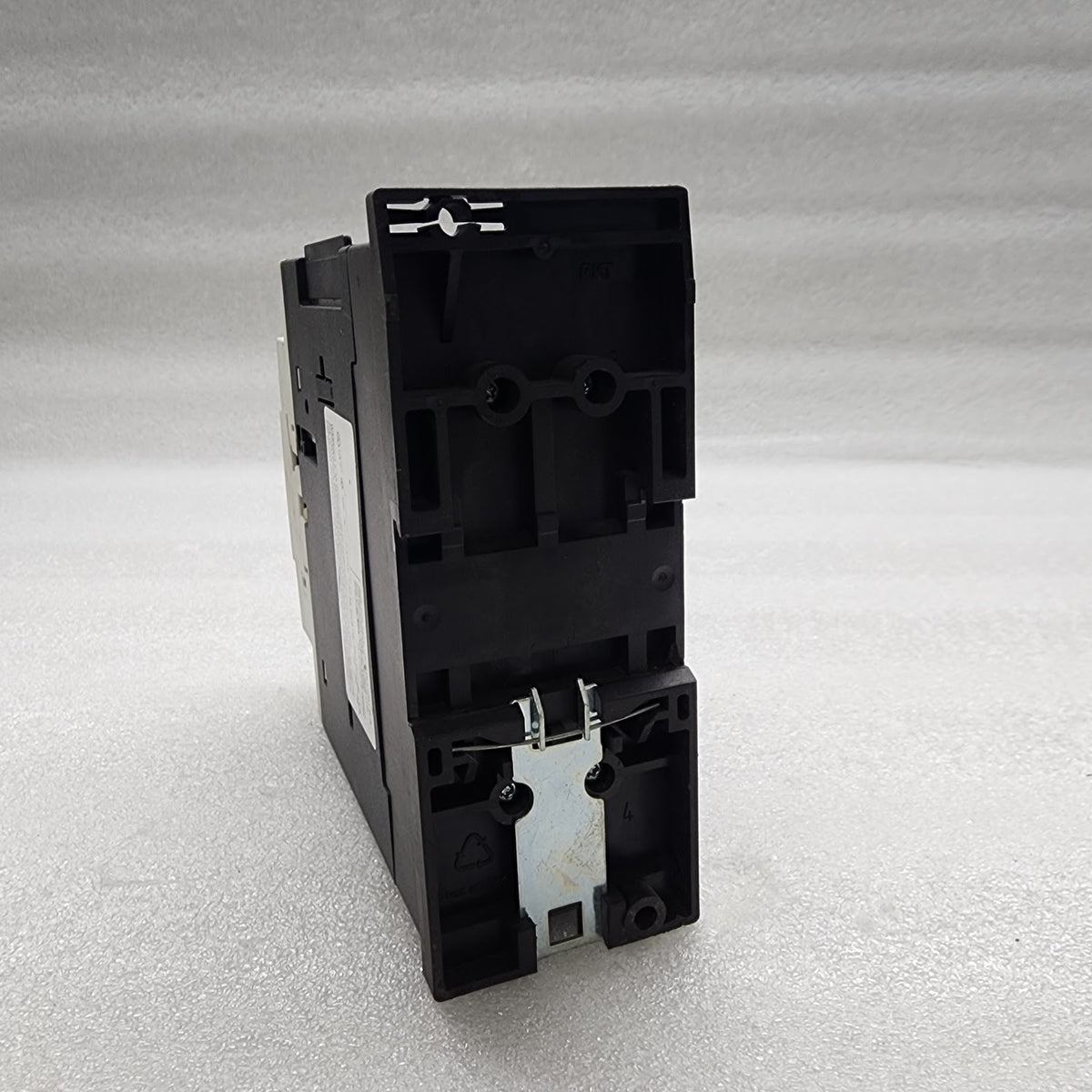 SIEMENS 3RV1331-4EC10 CIRCUIT BREAKER STARTER