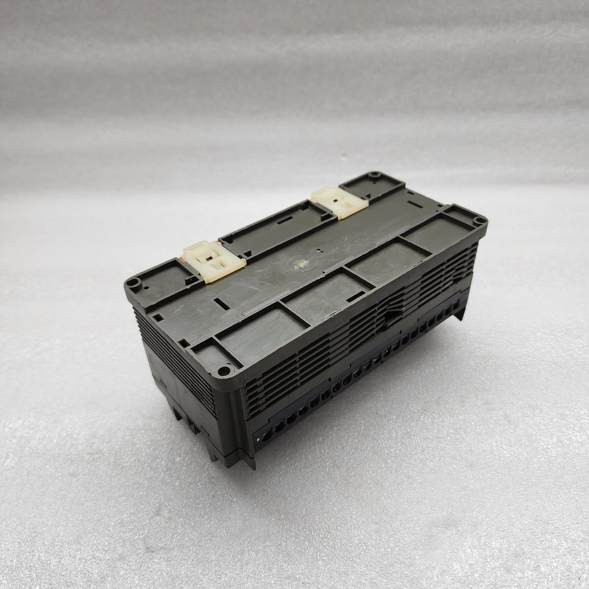 FUJI ELECTRIC NW0P60R-31 BASIC UNIT PROGRAMMABLE CONTROLLER