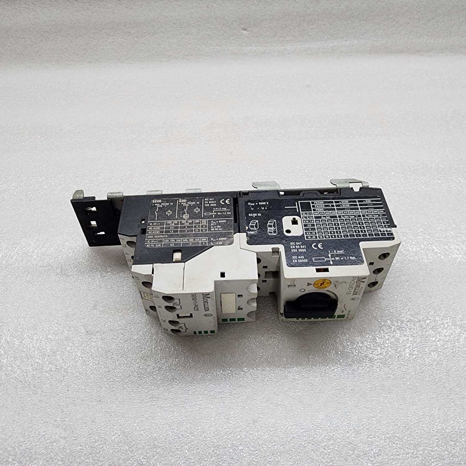 MOELLER SE00-11-PKZ0 CIRCUIT BREAKER PKZM0-1.6 MOTOR PROTECTIVE CB 230-240V