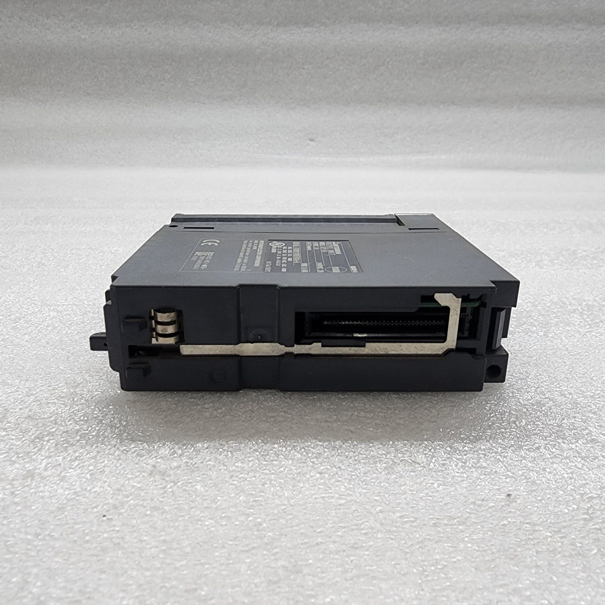 MITSUBISHI QY10 OUTPUT UNIT