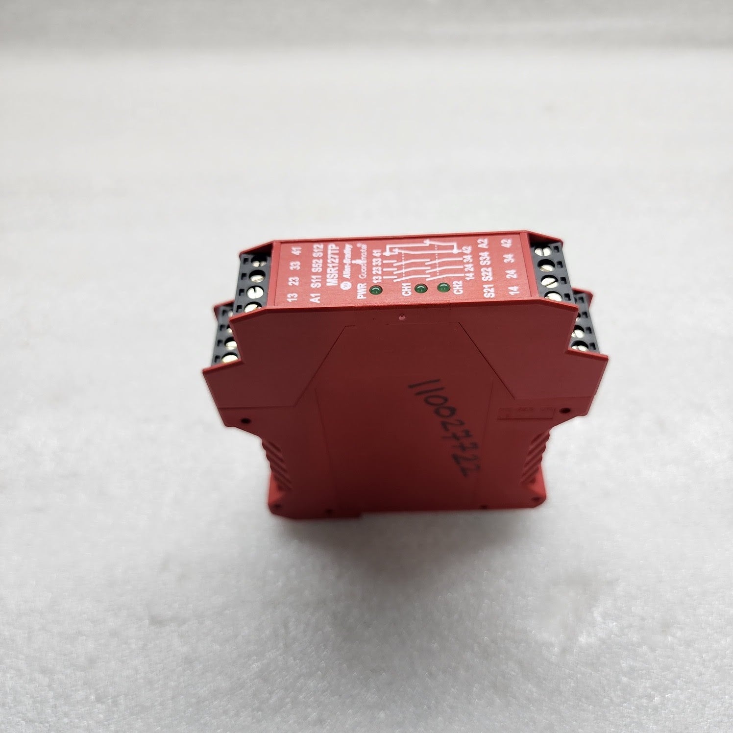 ALLEN BRADLEY CAT 440R-N23132 GUARD MASTER MSR127TP SAFETY RELAY