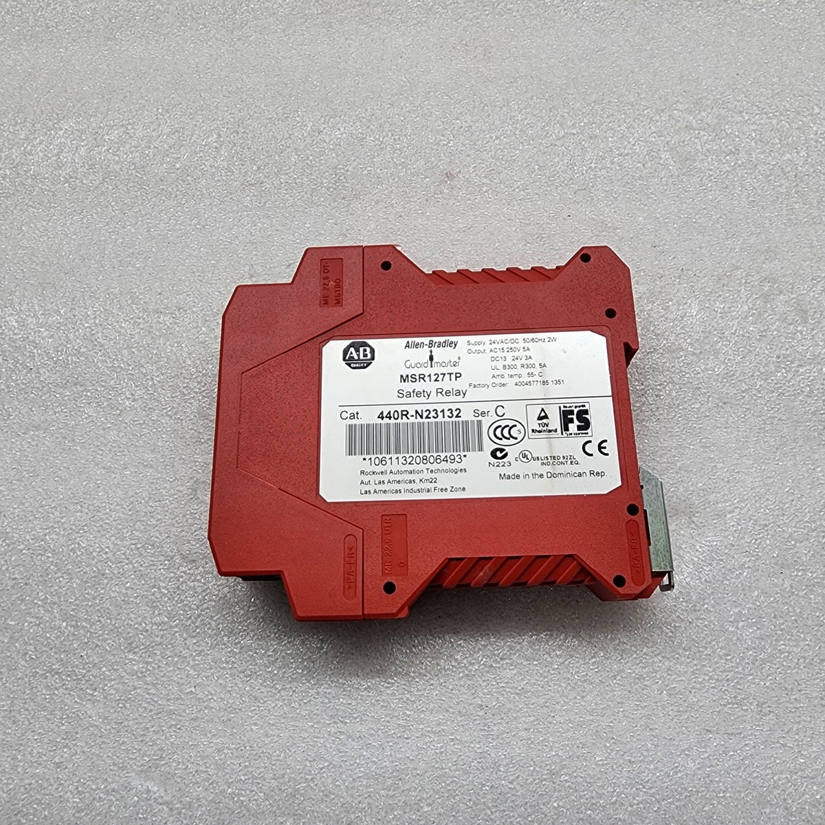 ALLEN BRADLEY CAT 440R-N23132 GUARD MASTER MSR127TP SAFETY RELAY