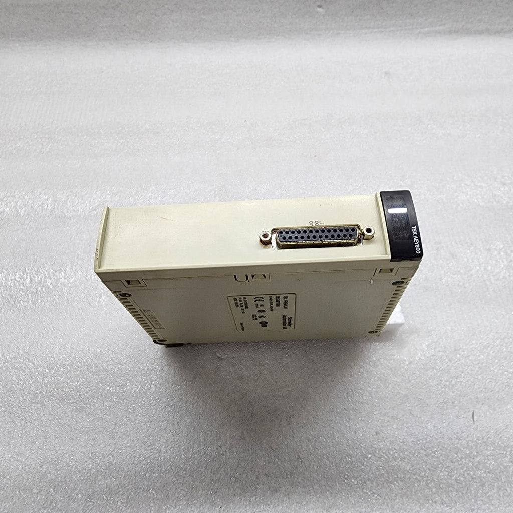 TSXAEY800 8 HIGH LEVEL ANALOG INPUT MODULE