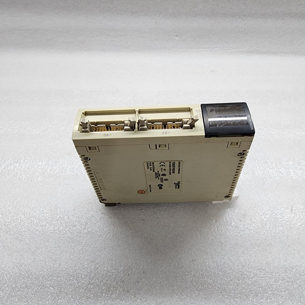 TSXDEY32D2K 32I 24VDC 8INK CONN