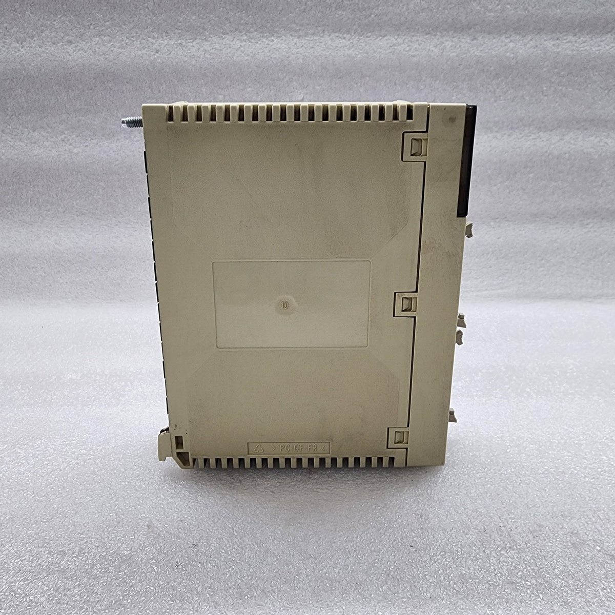 TSXDEY32D2K 32I 24VDC 8INK CONN