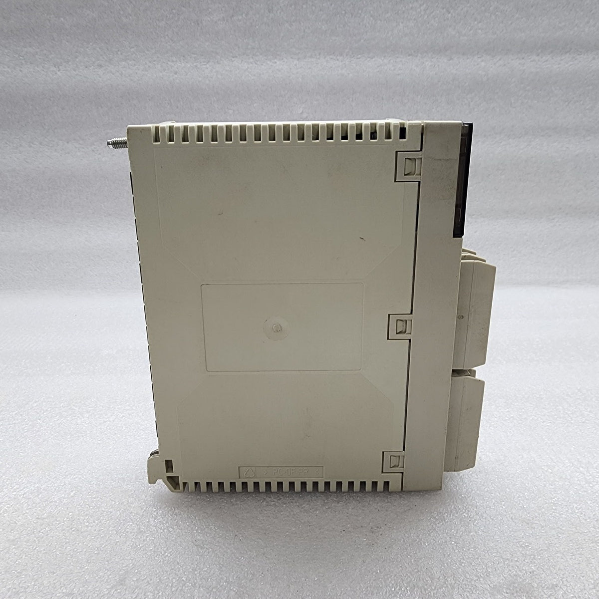TSXDEY64D2K 64I 24VDC 8INK CONNE