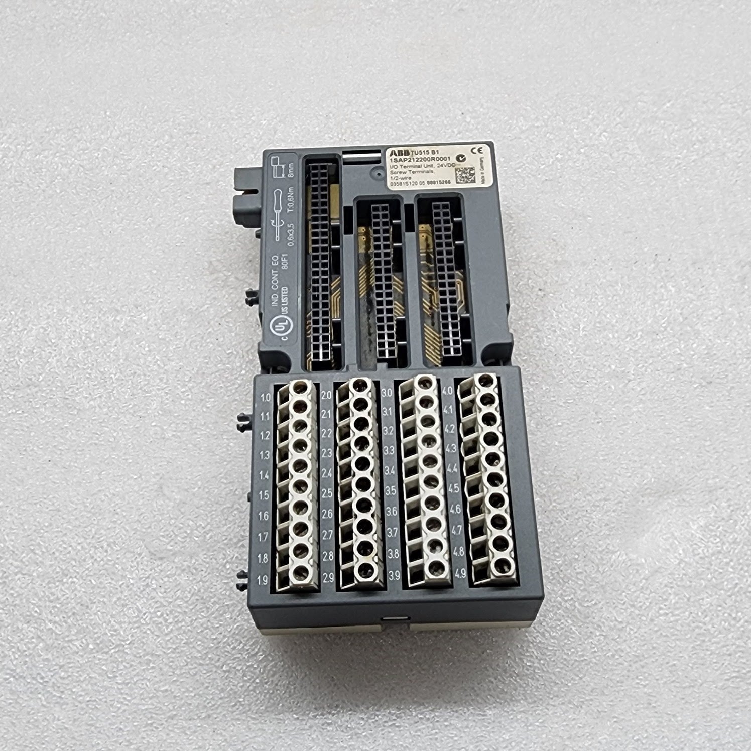 ABB TU515 B1 I/O TERMINAL UNIT 1SAP212200R0001