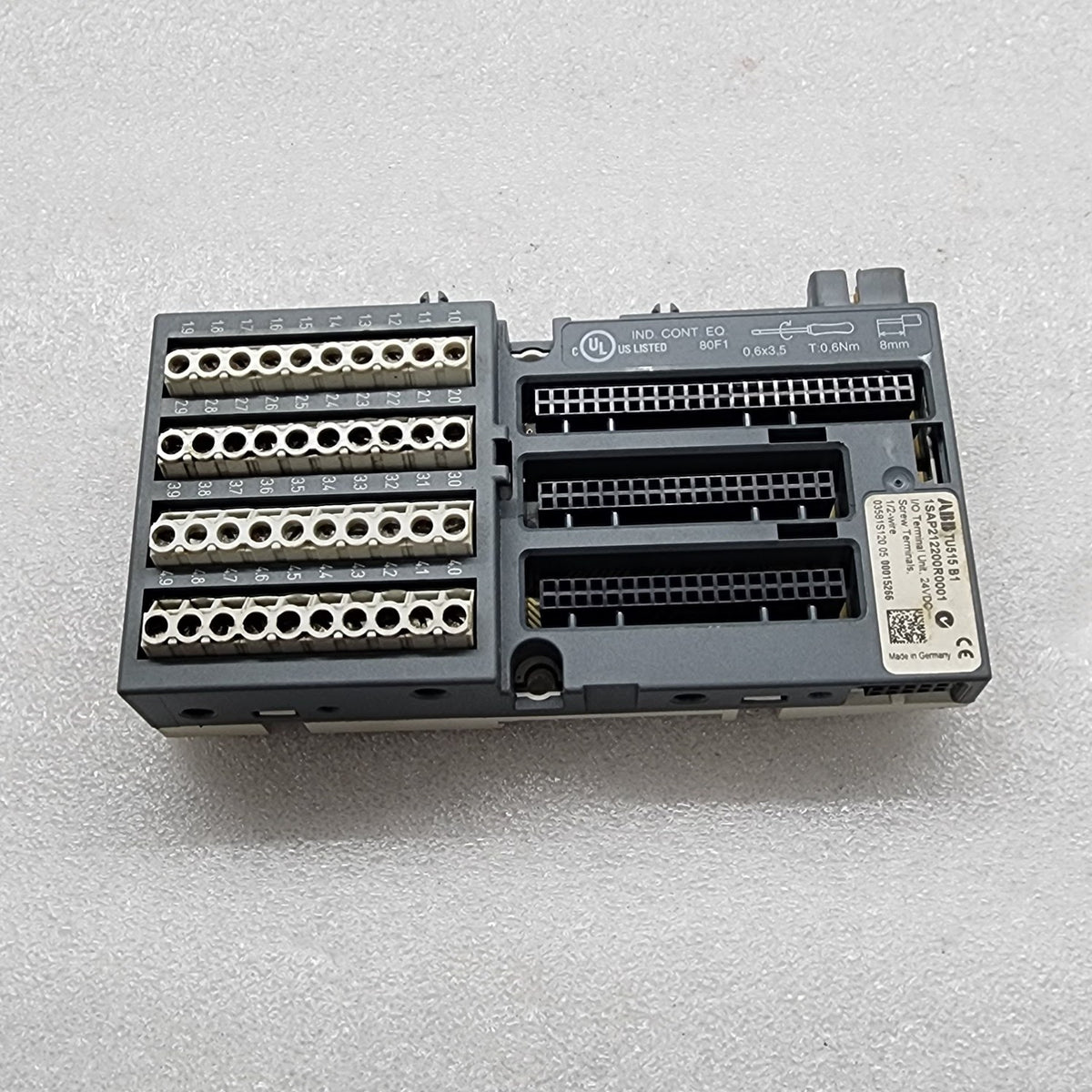 ABB TU515 B1 I/O TERMINAL UNIT 1SAP212200R0001