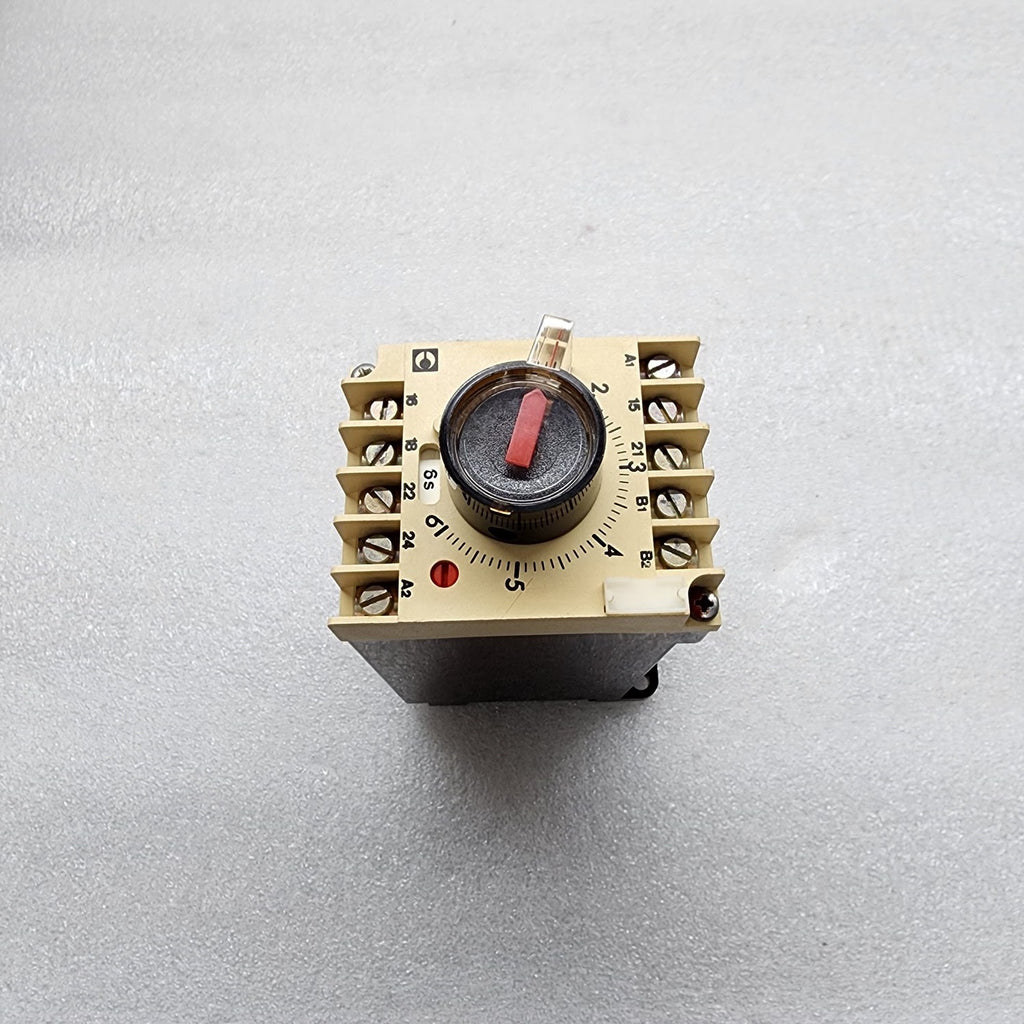CROUZET 88275.0_60H TIMER RELAY 220V