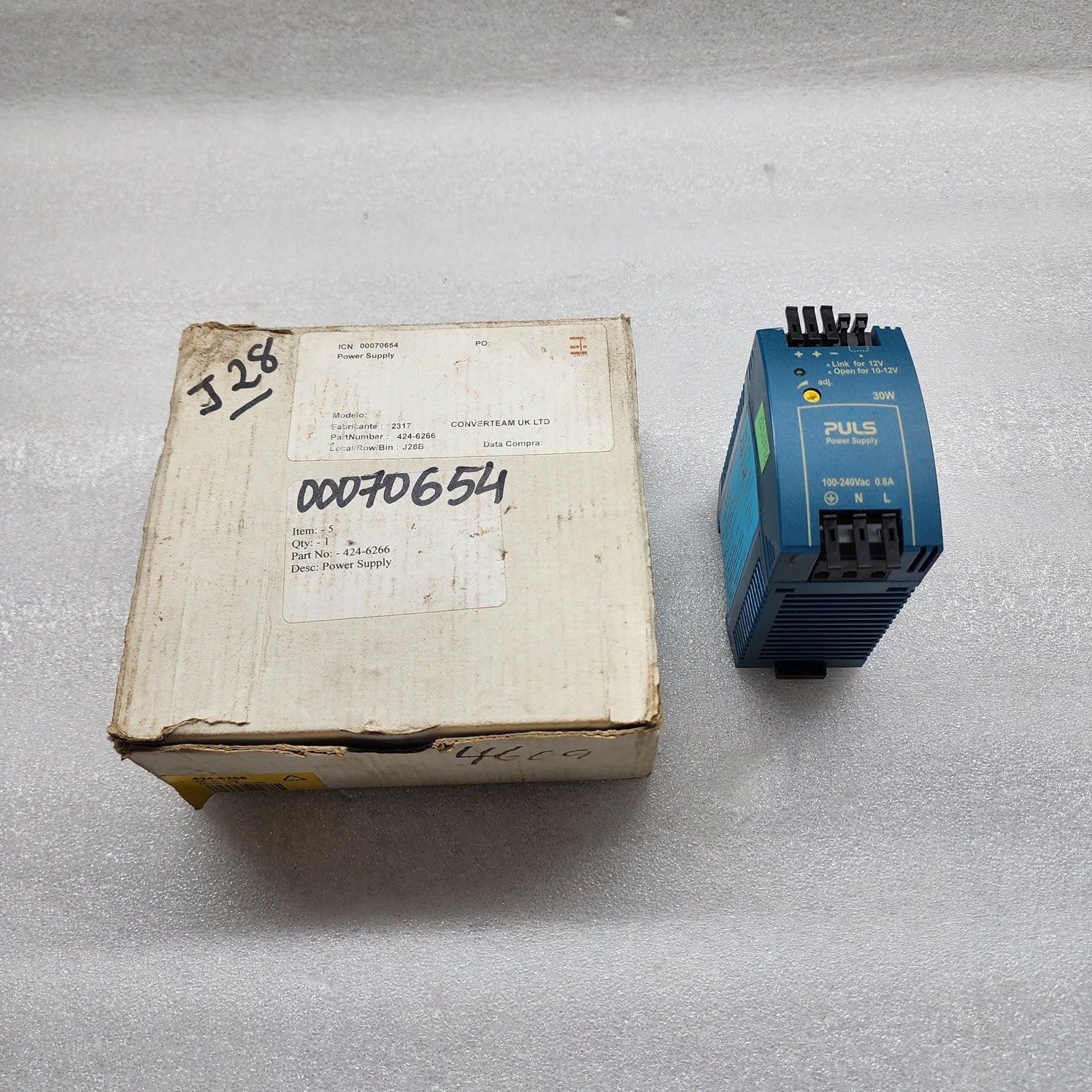 PULS ML30.102 POWER SUPPLY 10-12VDC 3A