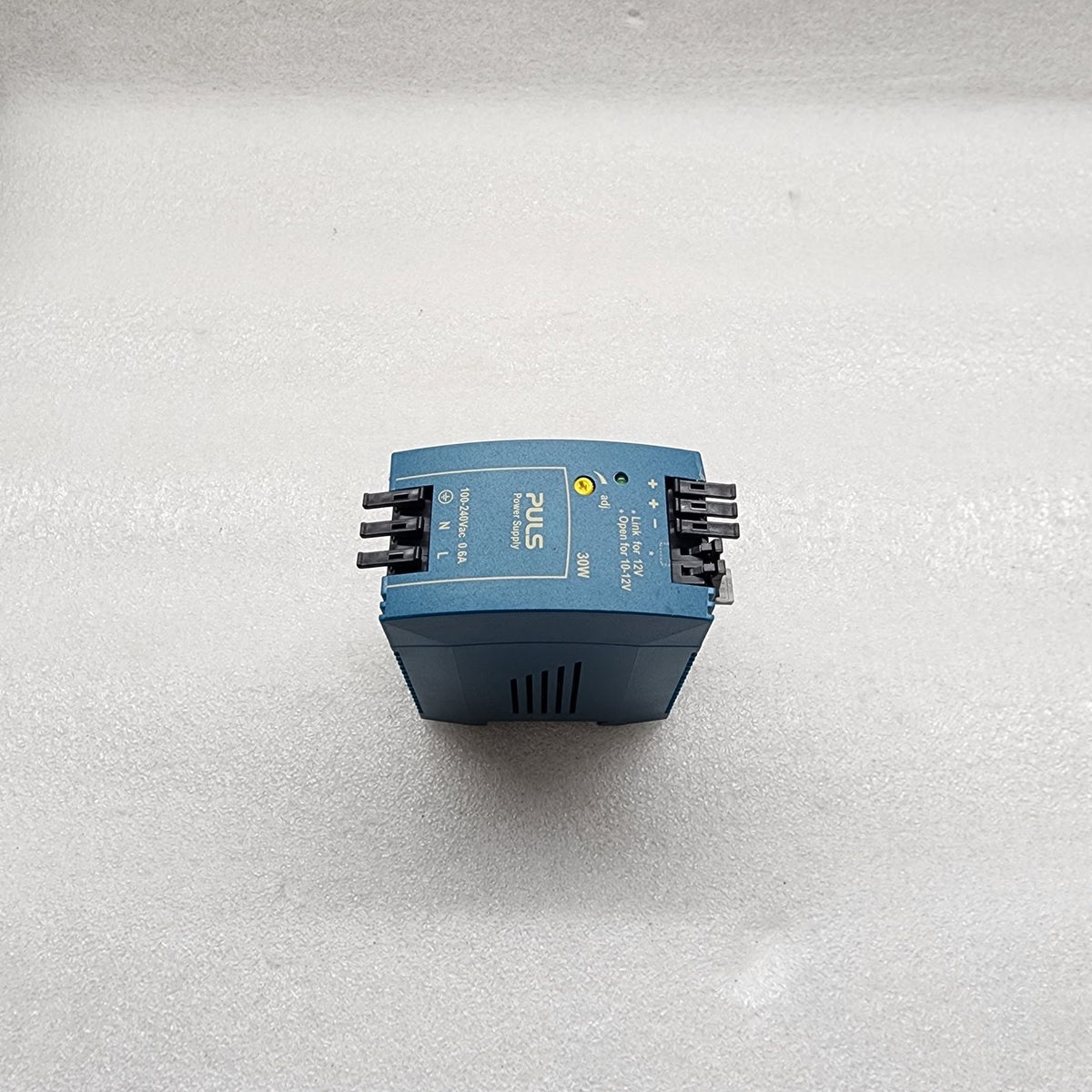 PULS ML30.102 POWER SUPPLY 10-12VDC 3A