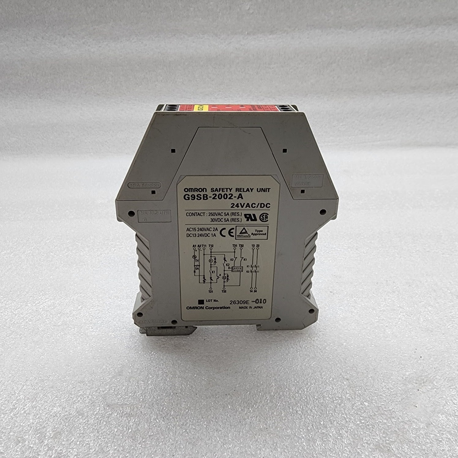OMRON G9SB-2002-A SAFETY RELAY UNIT 24VAC/DC