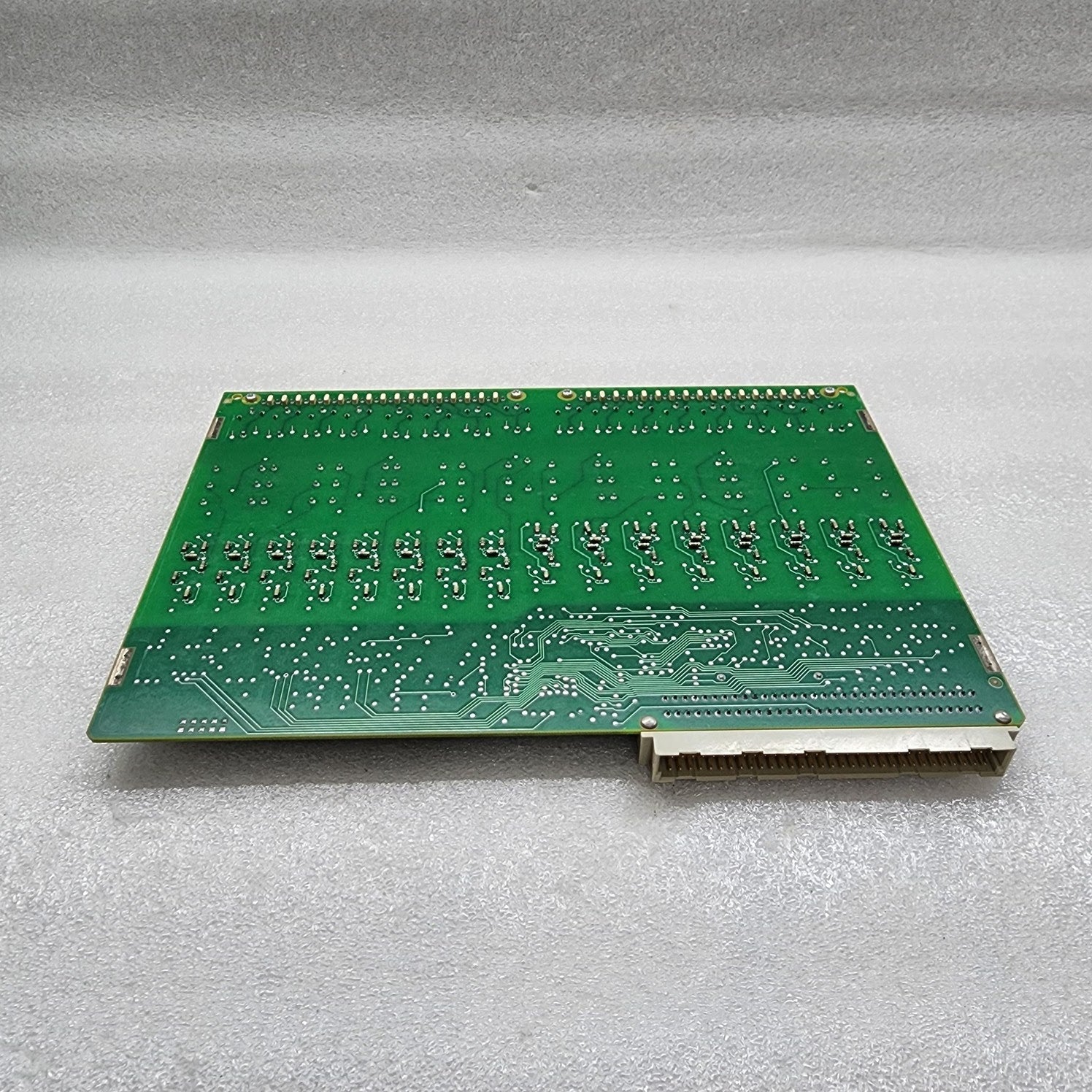 ABB 1MRK 000508-FAR00 PCB 1MRK000005-392