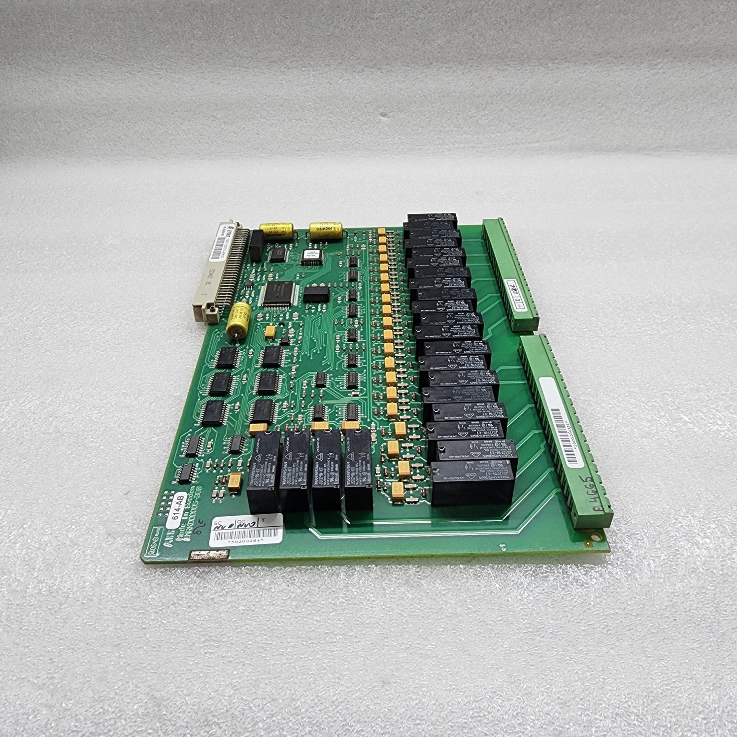 ABB 1MRK 000614-ABR00 CONTROL BOARD 1MRK000005-380