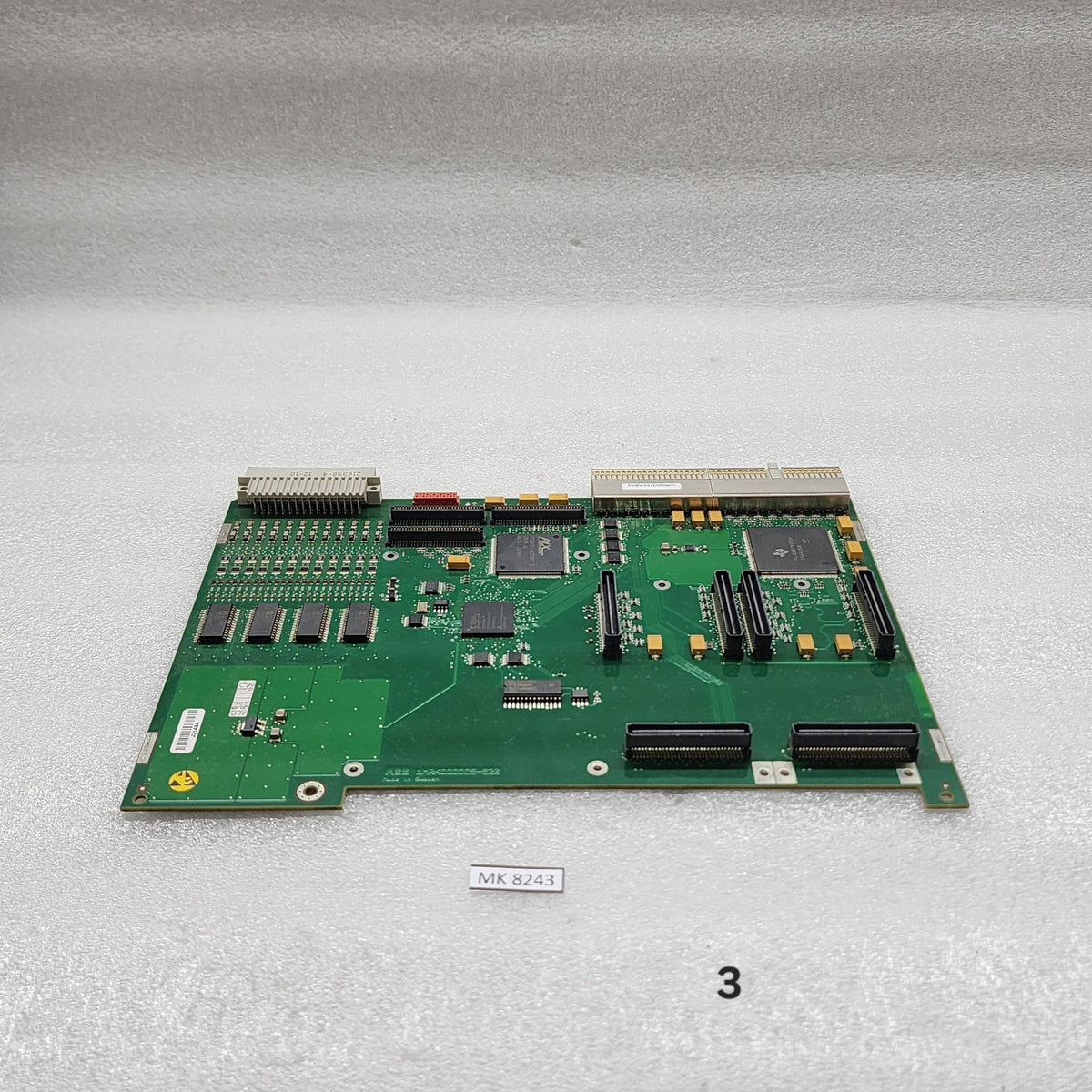 ABB 1MRK002133-ABR03 CONTROL BOARD 1MRK000005-520