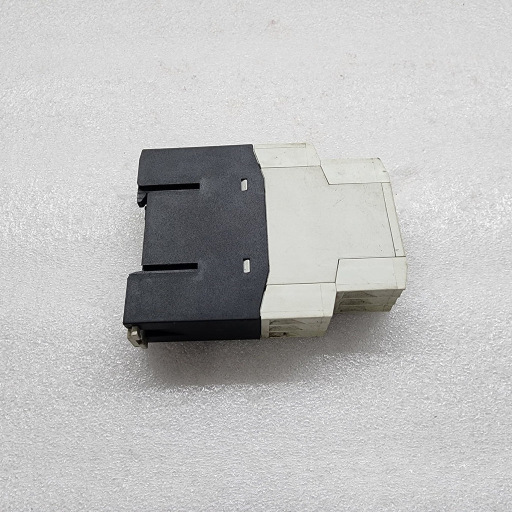 MOELLER ETR4-70-A TIMING RELAY 24-240VAC/DC