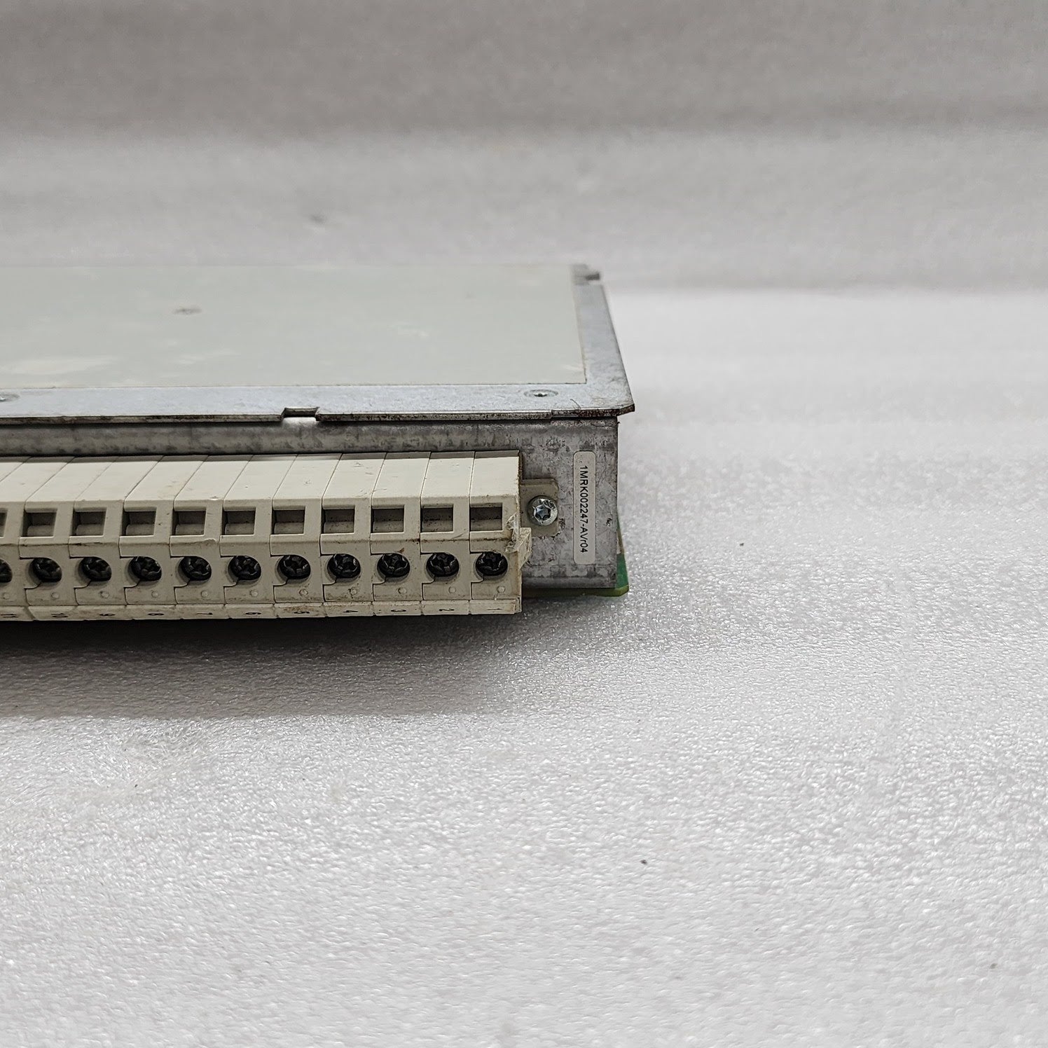 ABB 1MRK002247-AVR04 CONTROL BOARD
