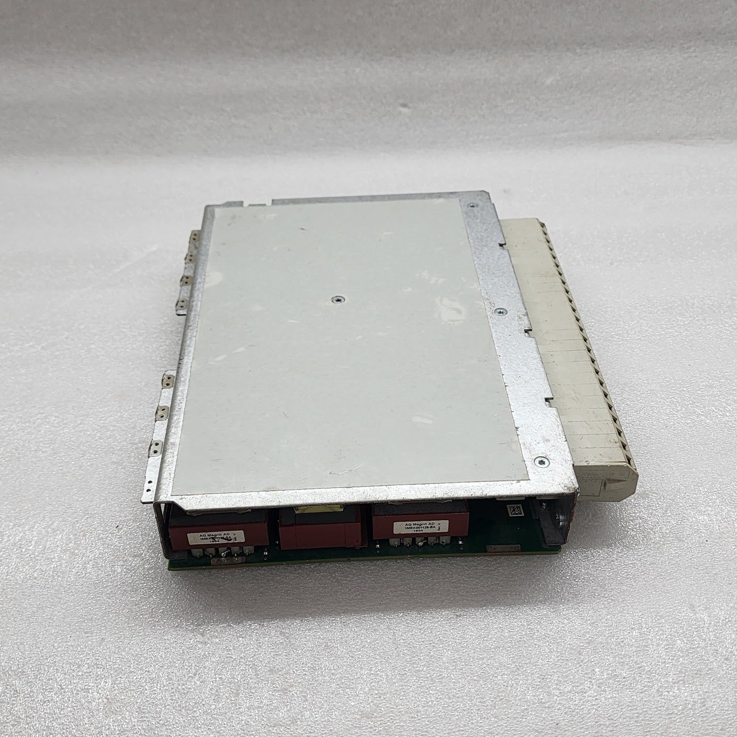 ABB 1MRK002247-AVR04 CONTROL BOARD