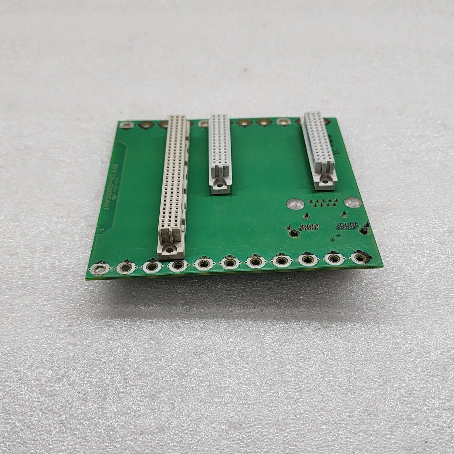 ABB 1MRK002252-AAR00 BOARD