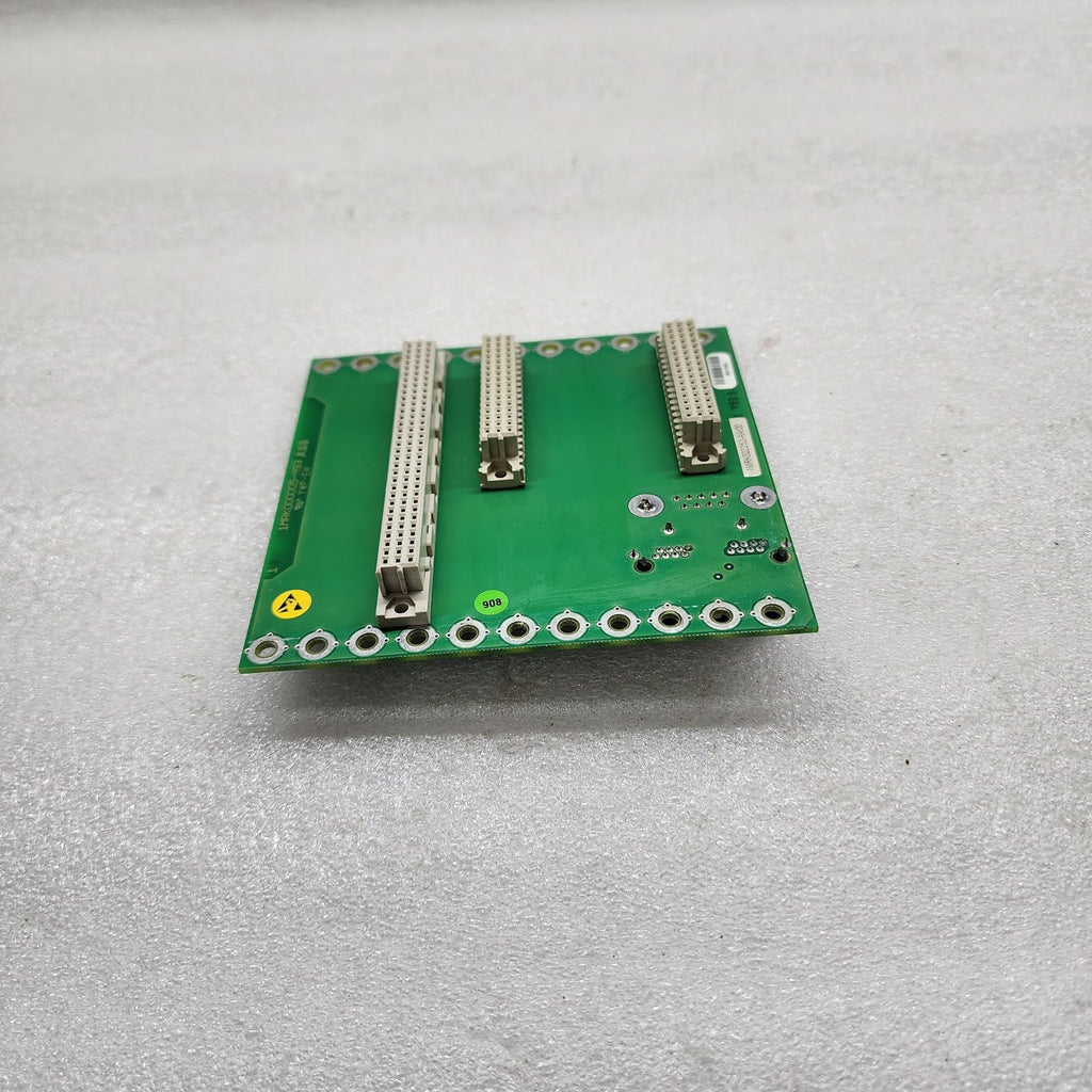 ABB 1MRK002252-AAR00 CONTROL BOARD 1MRK000005-493