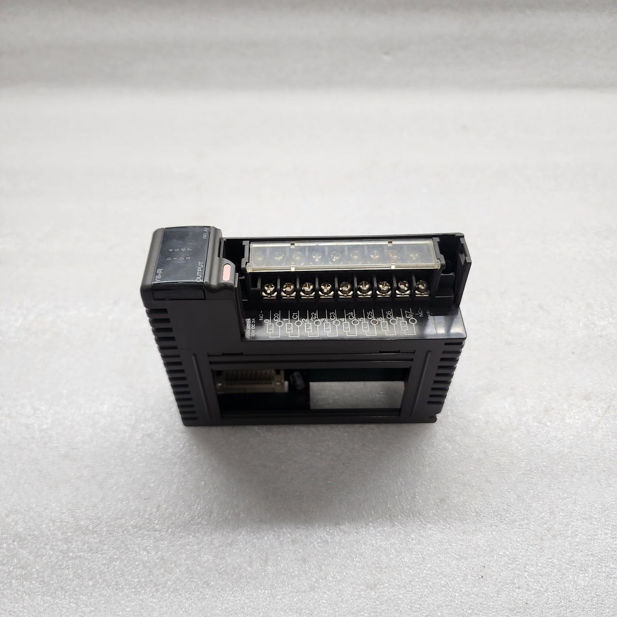 FUJI ELECTRIC NJ-Y8-R DIGITAL OUTPUT MODULE