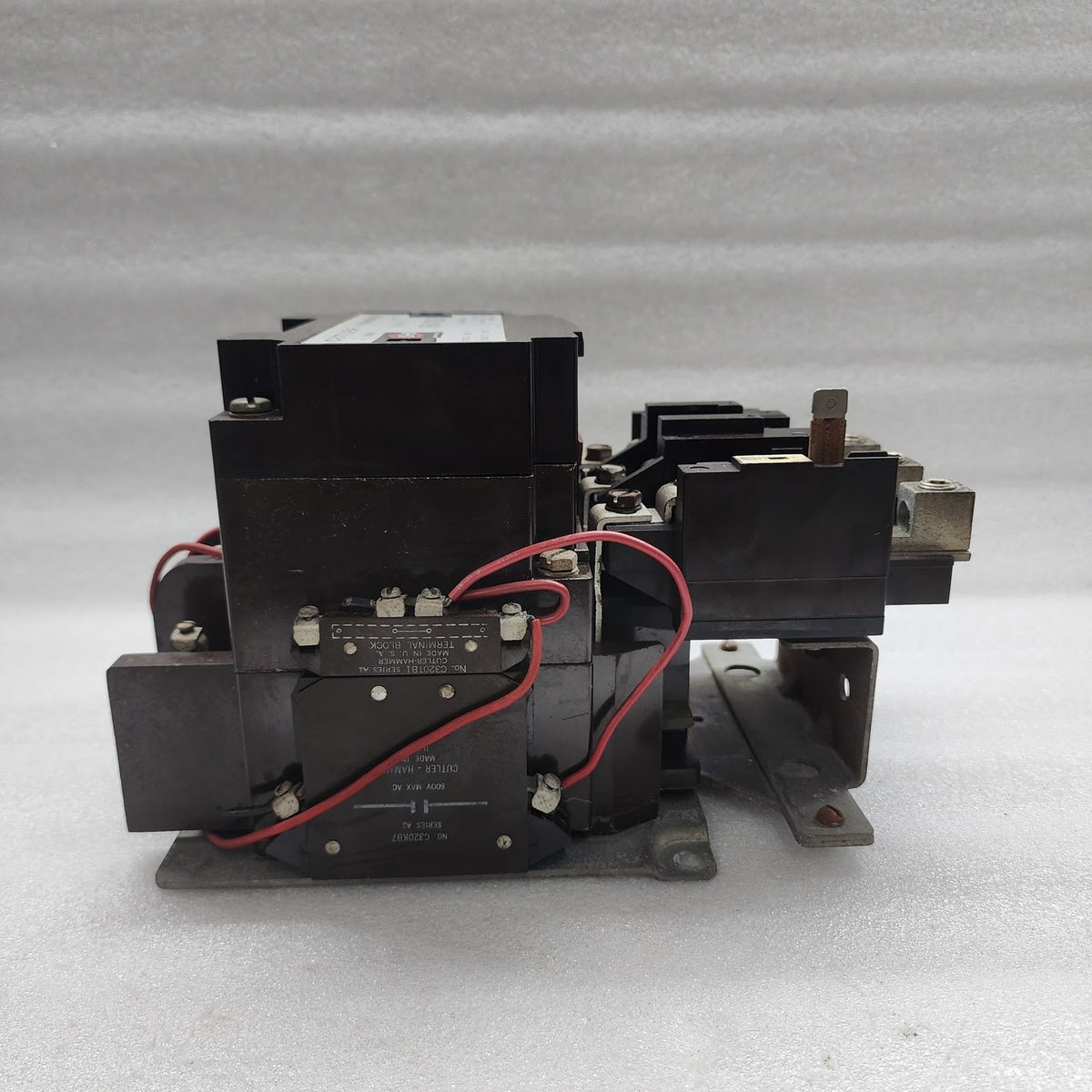 CUTLER HAMMER A10E-1 MAGNETIC MOTOR STARTER 90A A10EN0