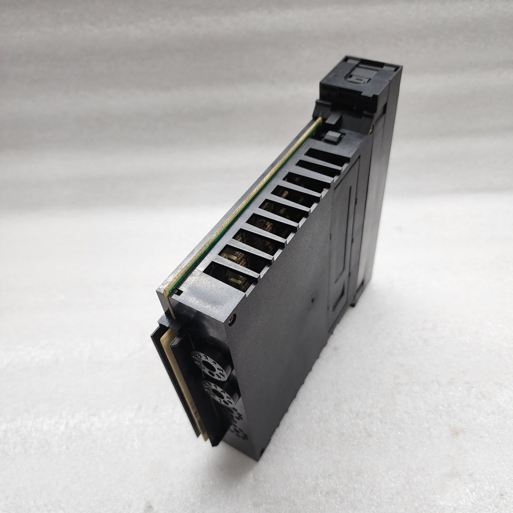 TELEMECANIQUE TSXDET1612 DISCRETE INPUT MODULE