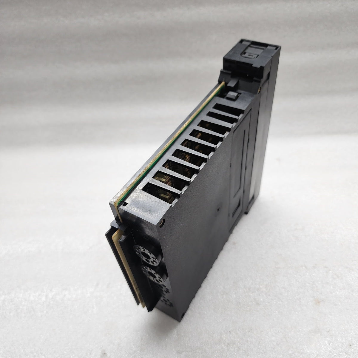 TELEMECANIQUE TSXDET1612 DISCRETE INPUT MODULE