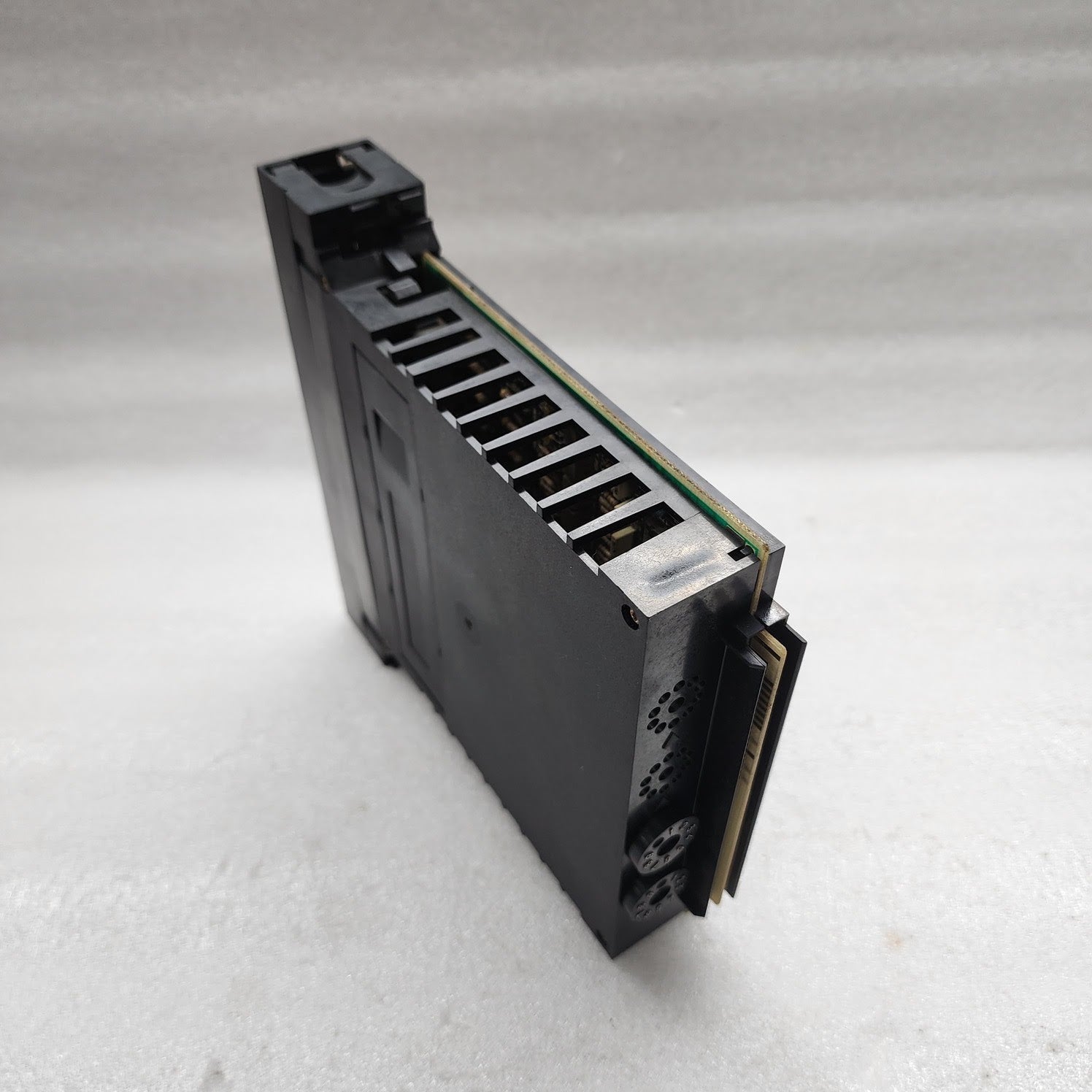 TELEMECANIQUE TSXDET1612 DISCRETE INPUT MODULE
