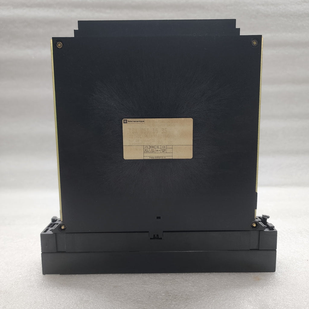 TELEMECANIQUE TSXDST1635 I/O MODULE