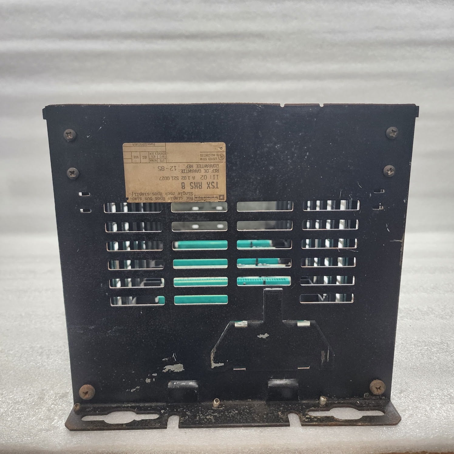 TELEMECANIQUE TSXRKS8 SINGLE RACK 8 POS SIMPLE BUS
