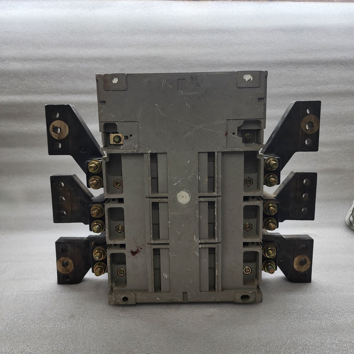 MERLIN GERIN INS2000 3-POLE SWITCH DISCONNECTOR 2000A 31338