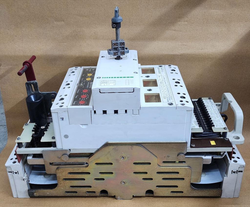 MOELLER D-NZM 10 3-POLE CIRCUIT BREAKER 400A TRIP UNIT ZMV-400-NZM 10