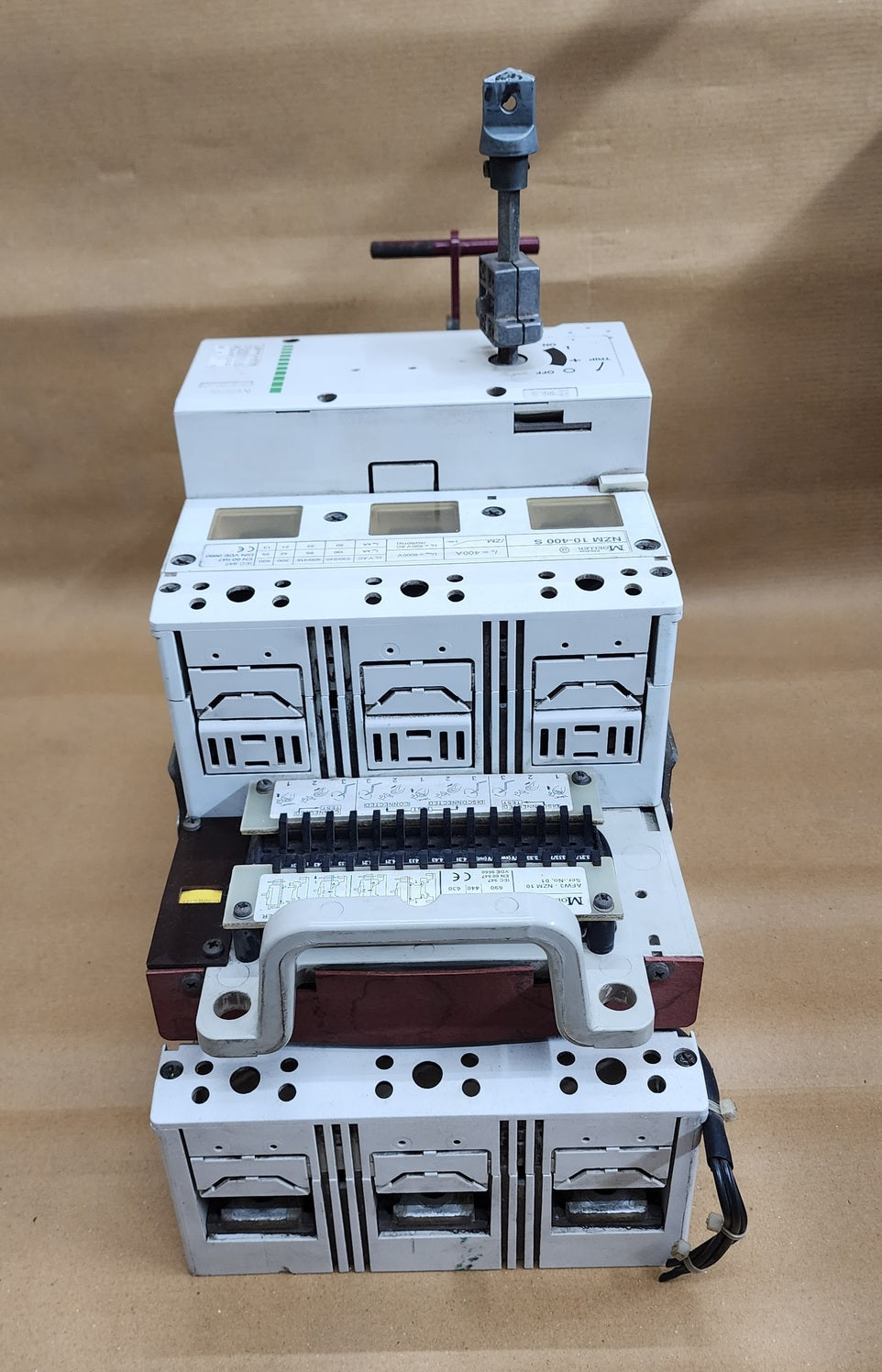 MOELLER D-NZM 10 3-POLE CIRCUIT BREAKER 400A TRIP UNIT ZMV-400-NZM 10