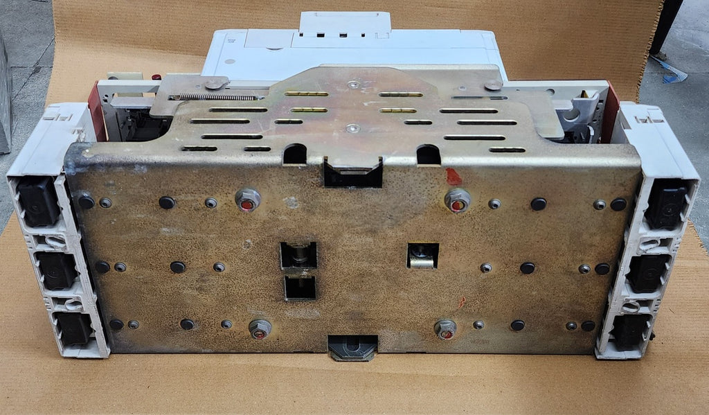 MOELLER D-NZM 10 3-POLE CIRCUIT BREAKER 400A TRIP UNIT ZMV-400-NZM 10